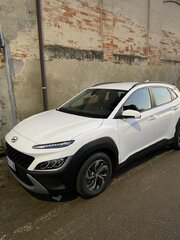 HYUNDAI KONA.jpg